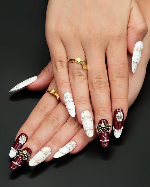 Chic Heiress