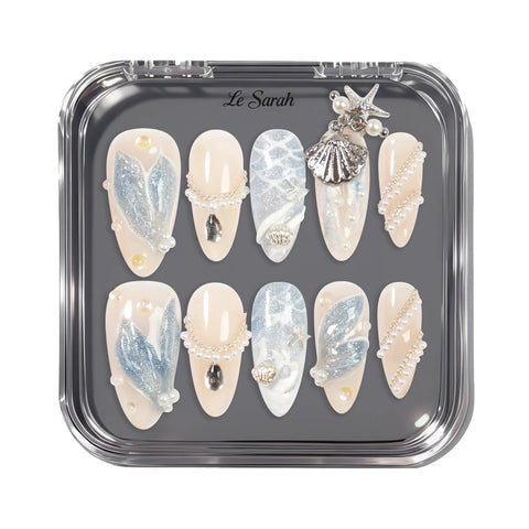 Silver Shell & Scale