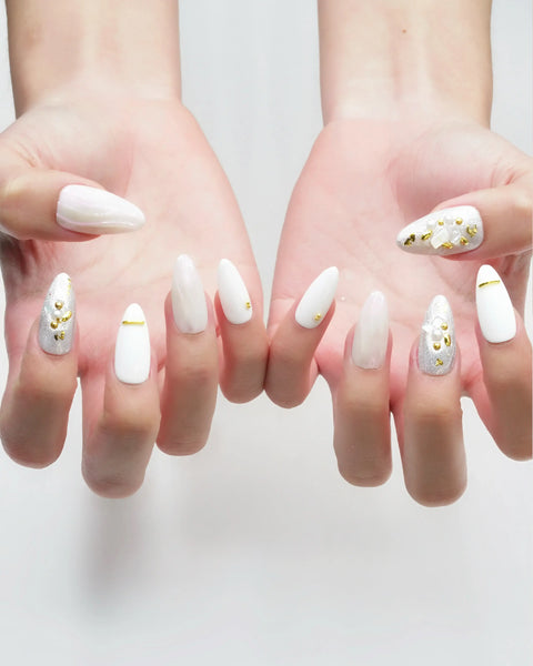 White Moonlight