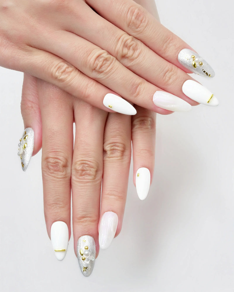 White Moonlight