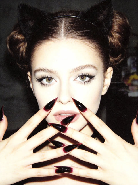 Wine-Tipped Claws